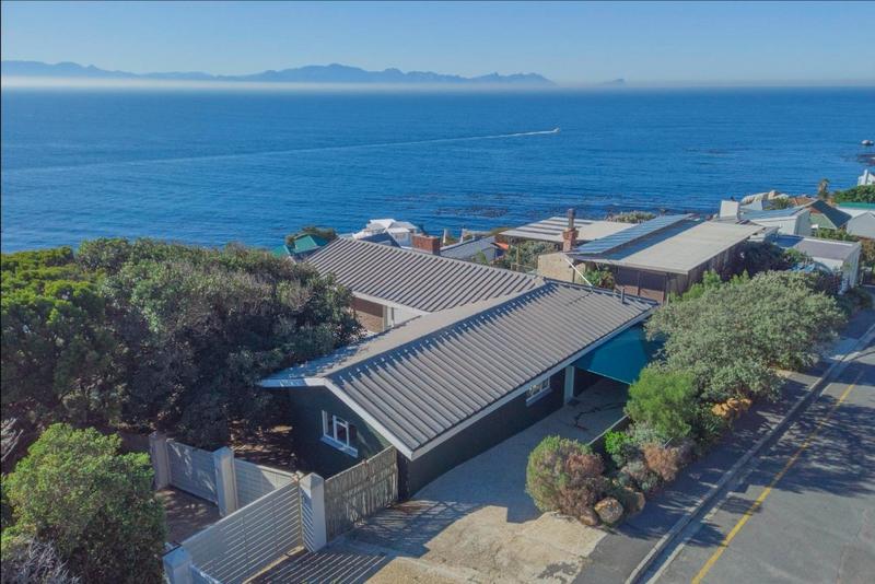 5 Bedroom Property for Sale in Murdock Valley Western Cape